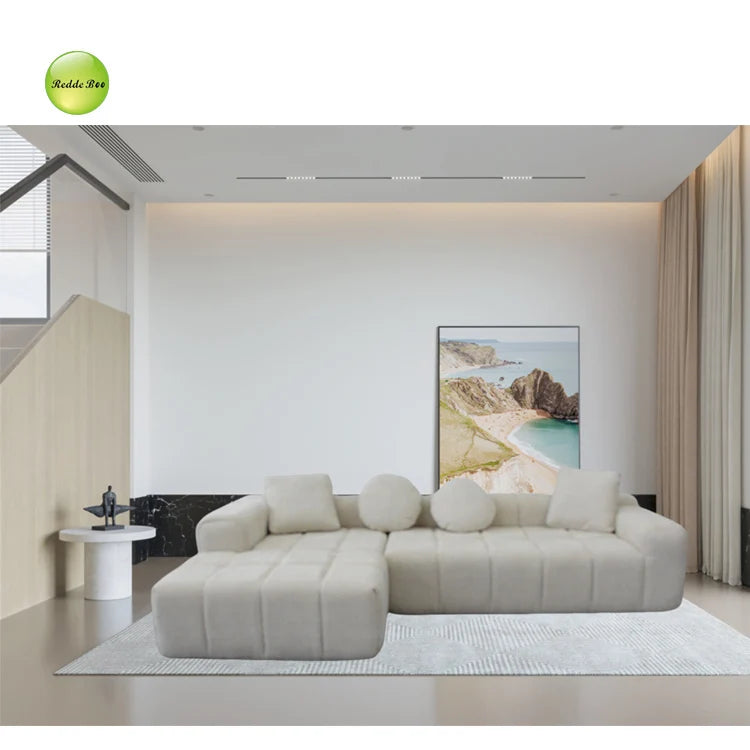 Living Room/Den