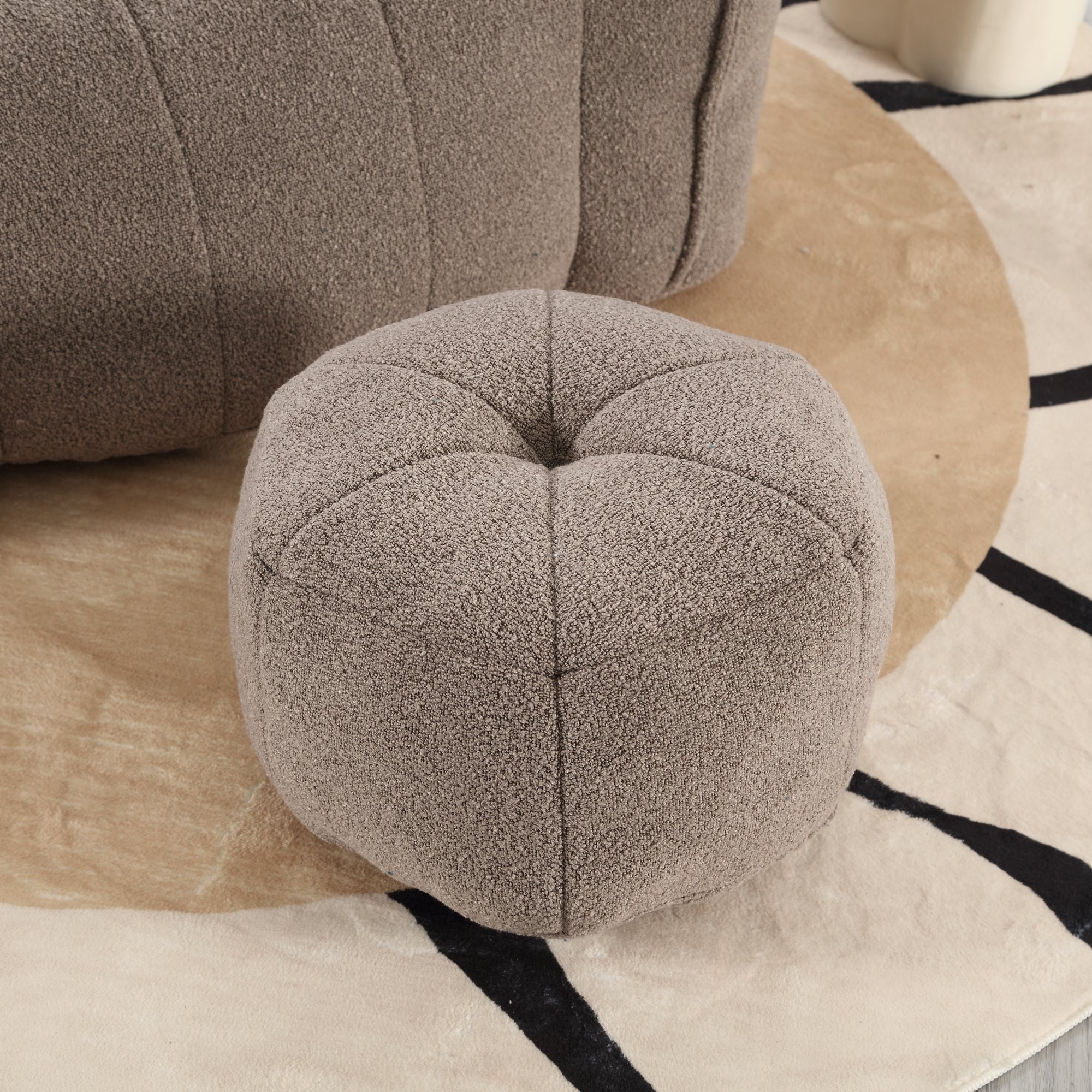 Plush Foam Lounger w/ Ottoman (Coffee)