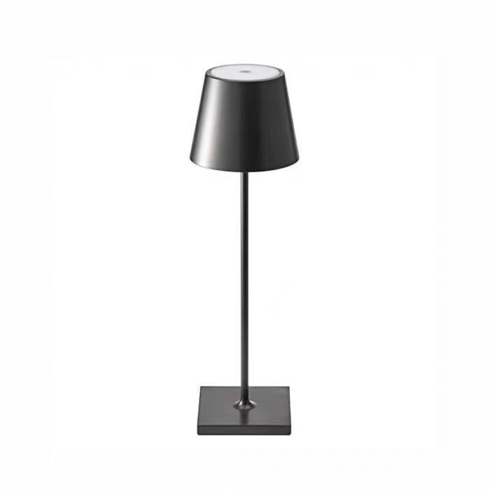 Nordic Iron Charging Table Lamp