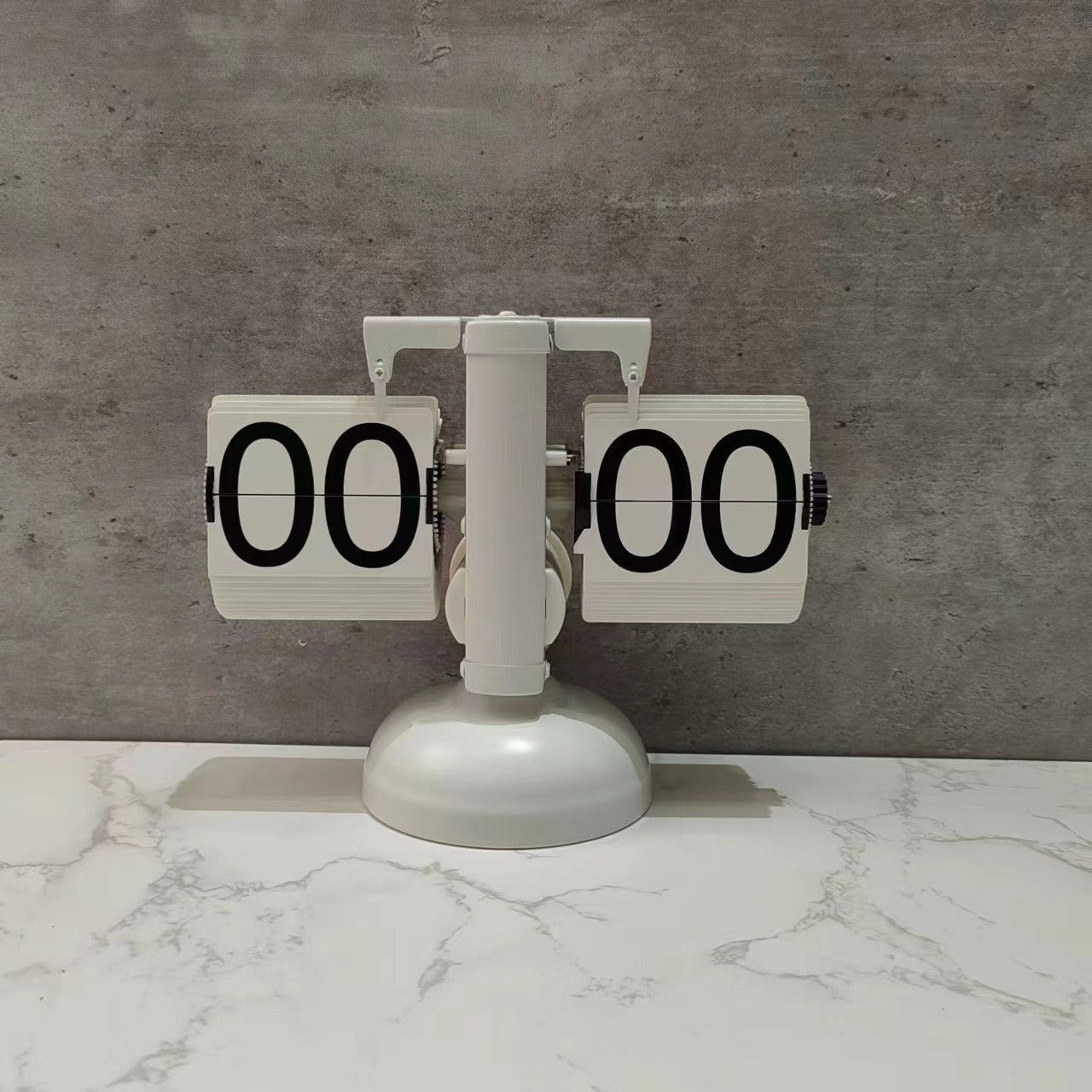 Retro Small Balance Automatic Flipping Clock