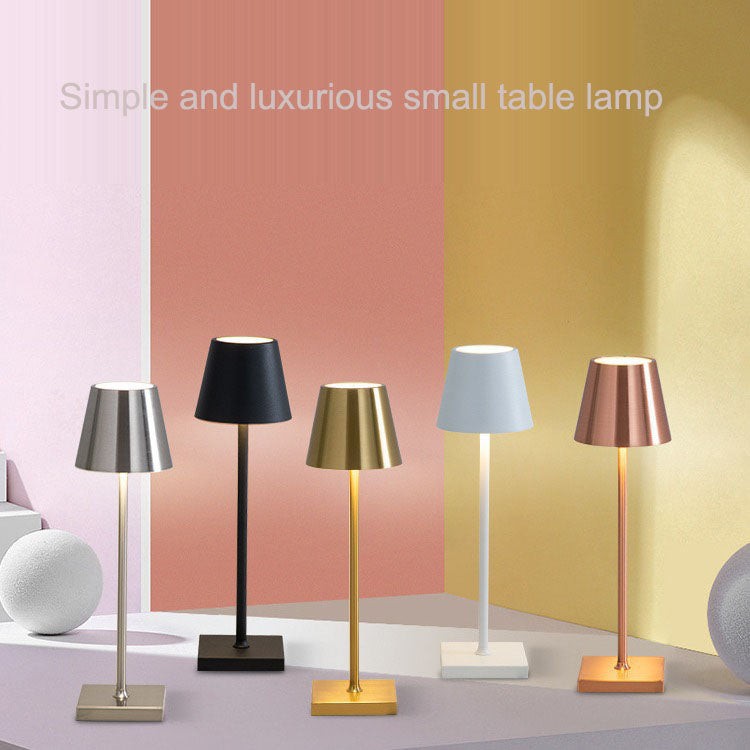 Nordic Iron Charging Table Lamp