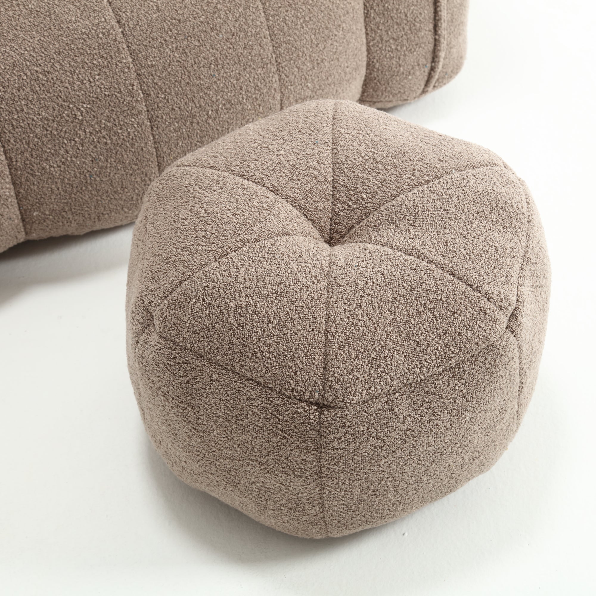 Plush Foam Lounger w/ Ottoman (Coffee)