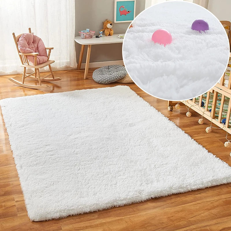 Cloud-Loom Solitaire Area Rug